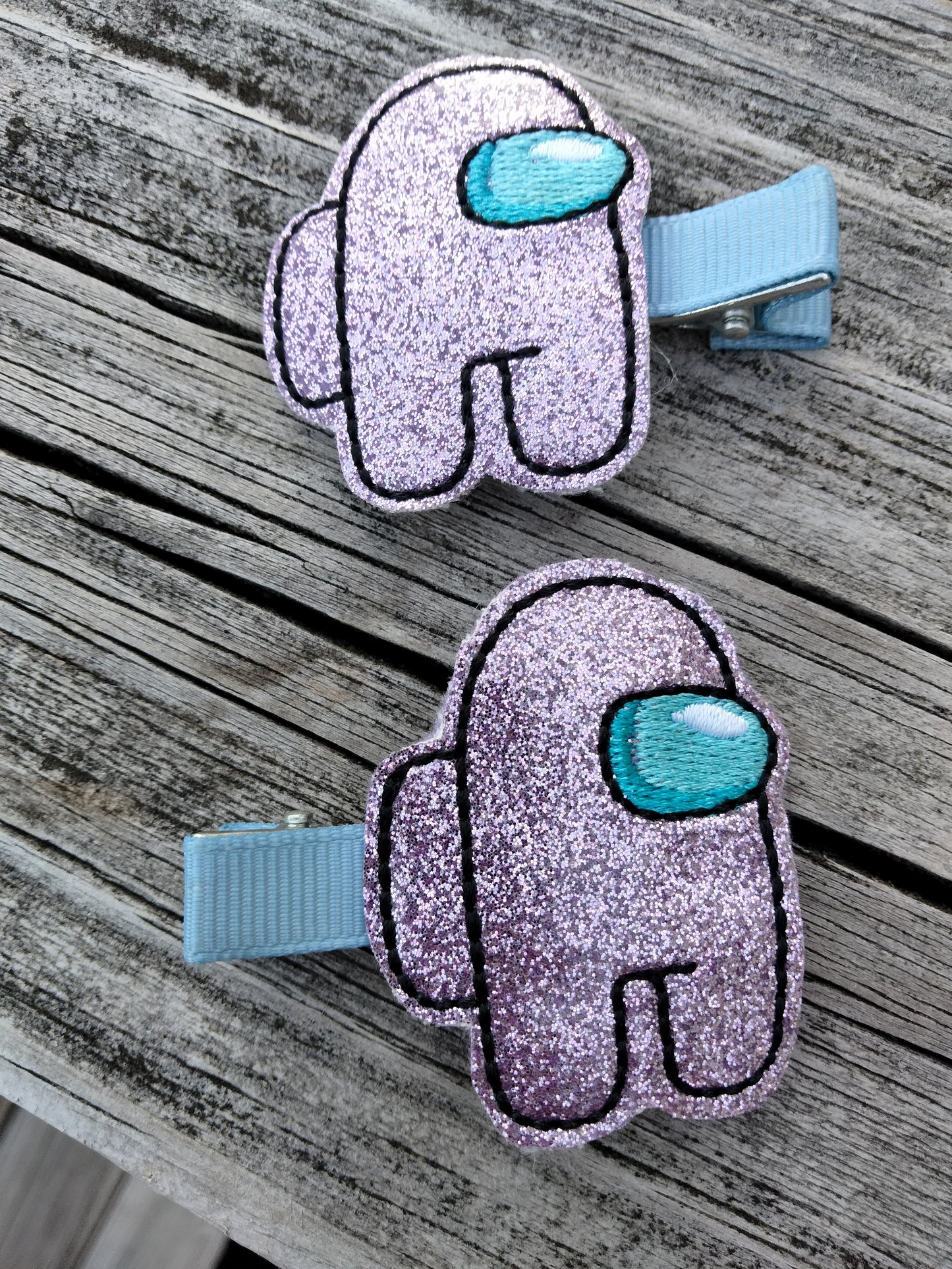 Impostor hairclips set
