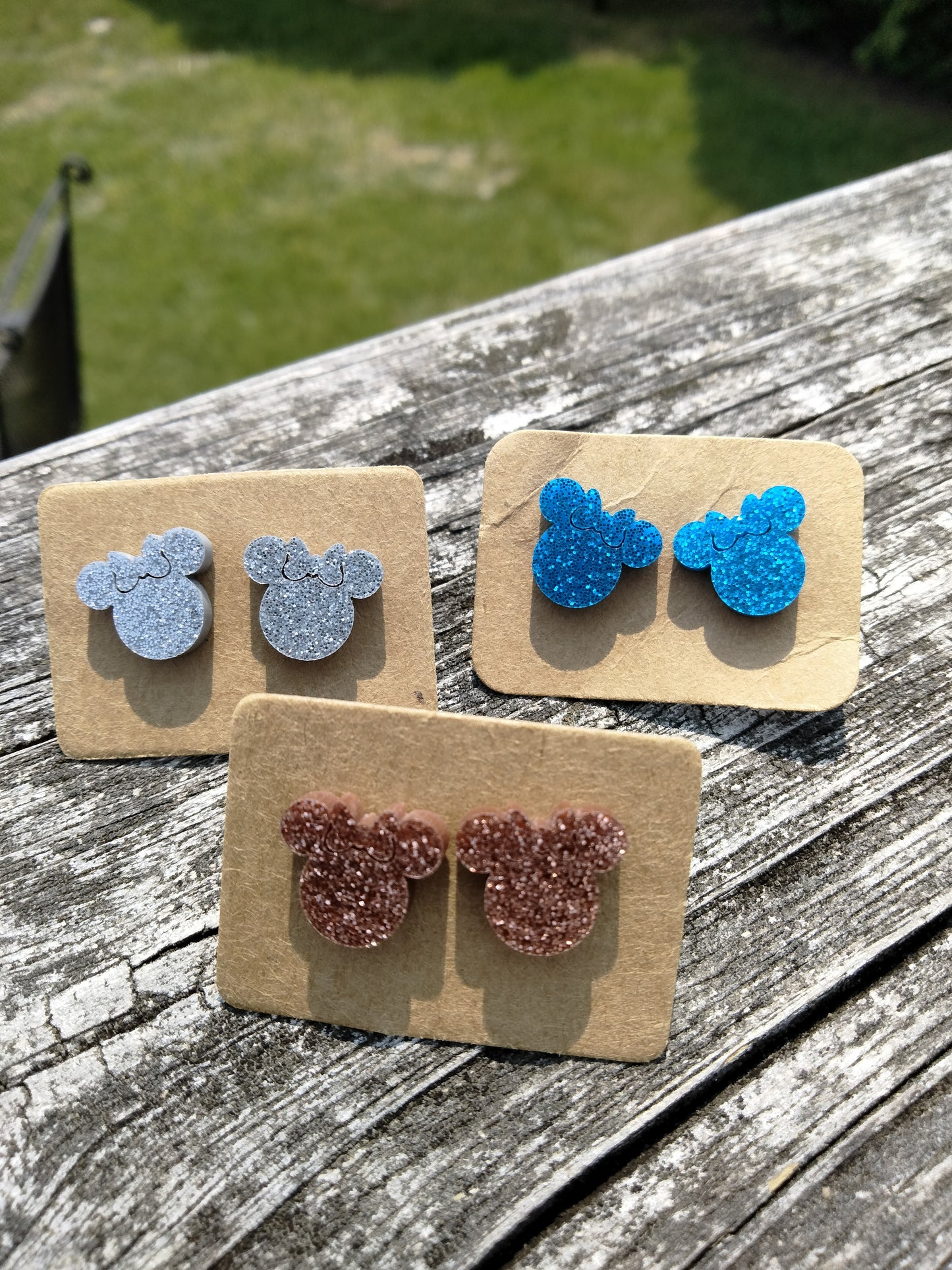 Ears girl Glitter Acrylic stud earrings