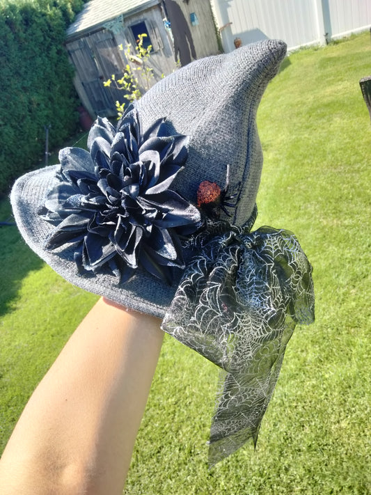 Sarah Witch hat